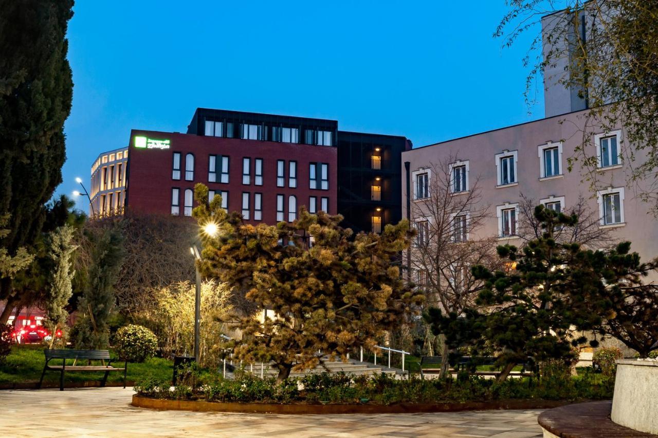 Holiday Inn Express Tbilisi Avlabari By Ihg Extérieur photo