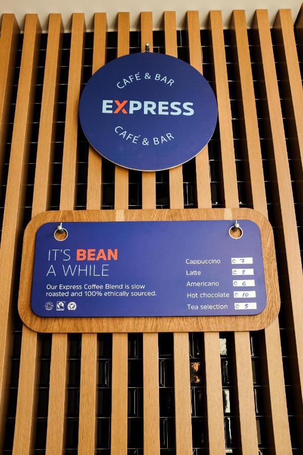 Holiday Inn Express Tbilisi Avlabari By Ihg Extérieur photo