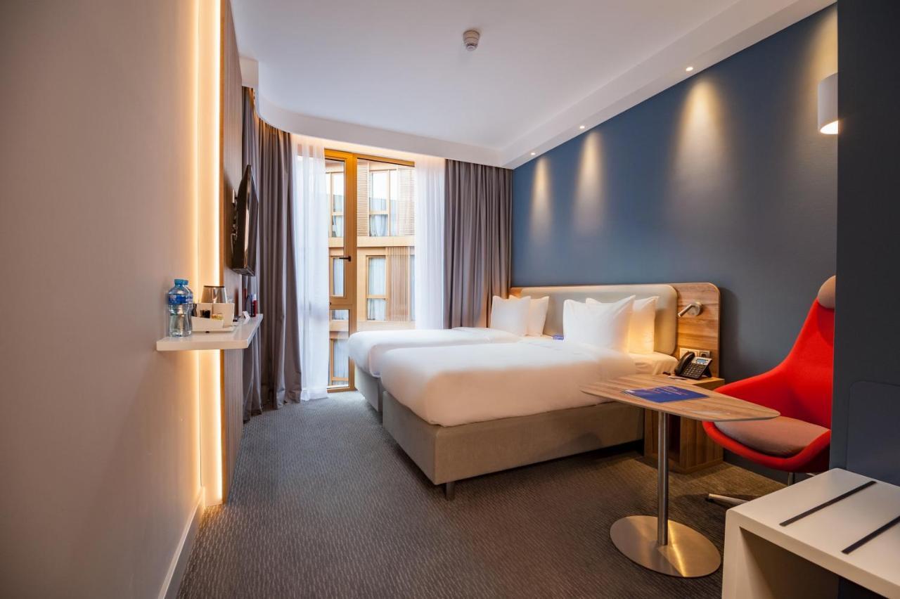 Holiday Inn Express Tbilisi Avlabari By Ihg Extérieur photo