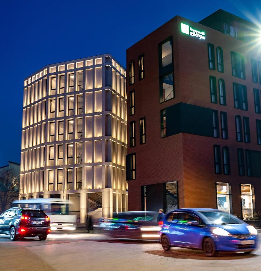 Holiday Inn Express Tbilisi Avlabari By Ihg Extérieur photo