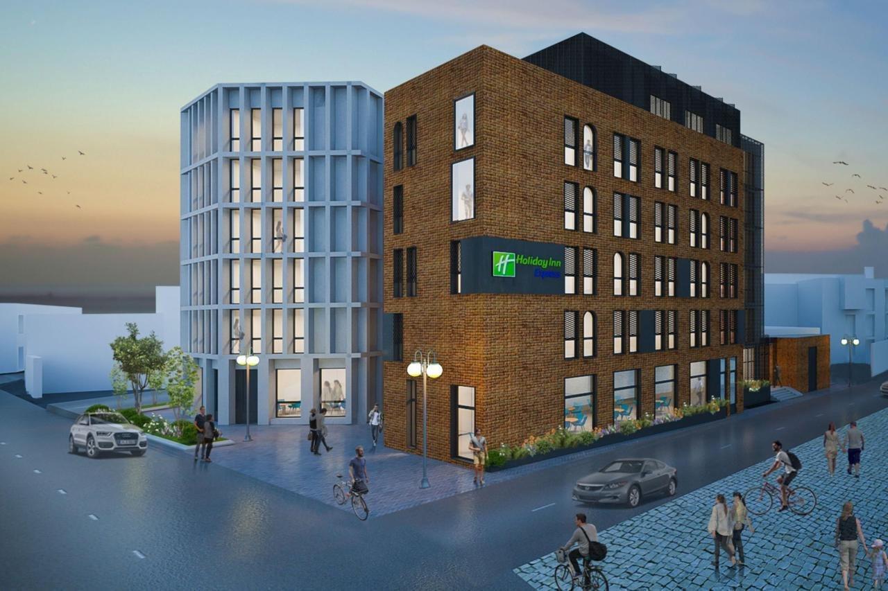 Holiday Inn Express Tbilisi Avlabari By Ihg Extérieur photo