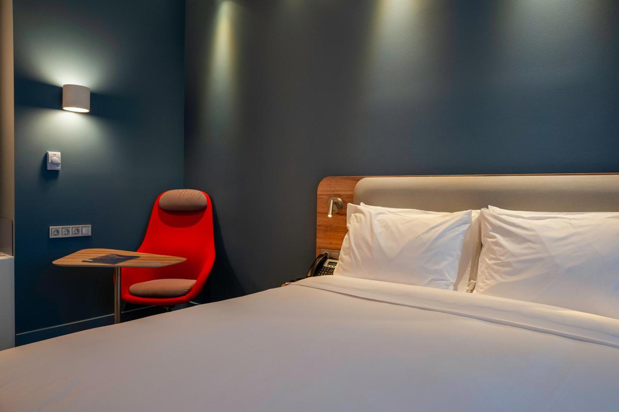 Holiday Inn Express Tbilisi Avlabari By Ihg Extérieur photo