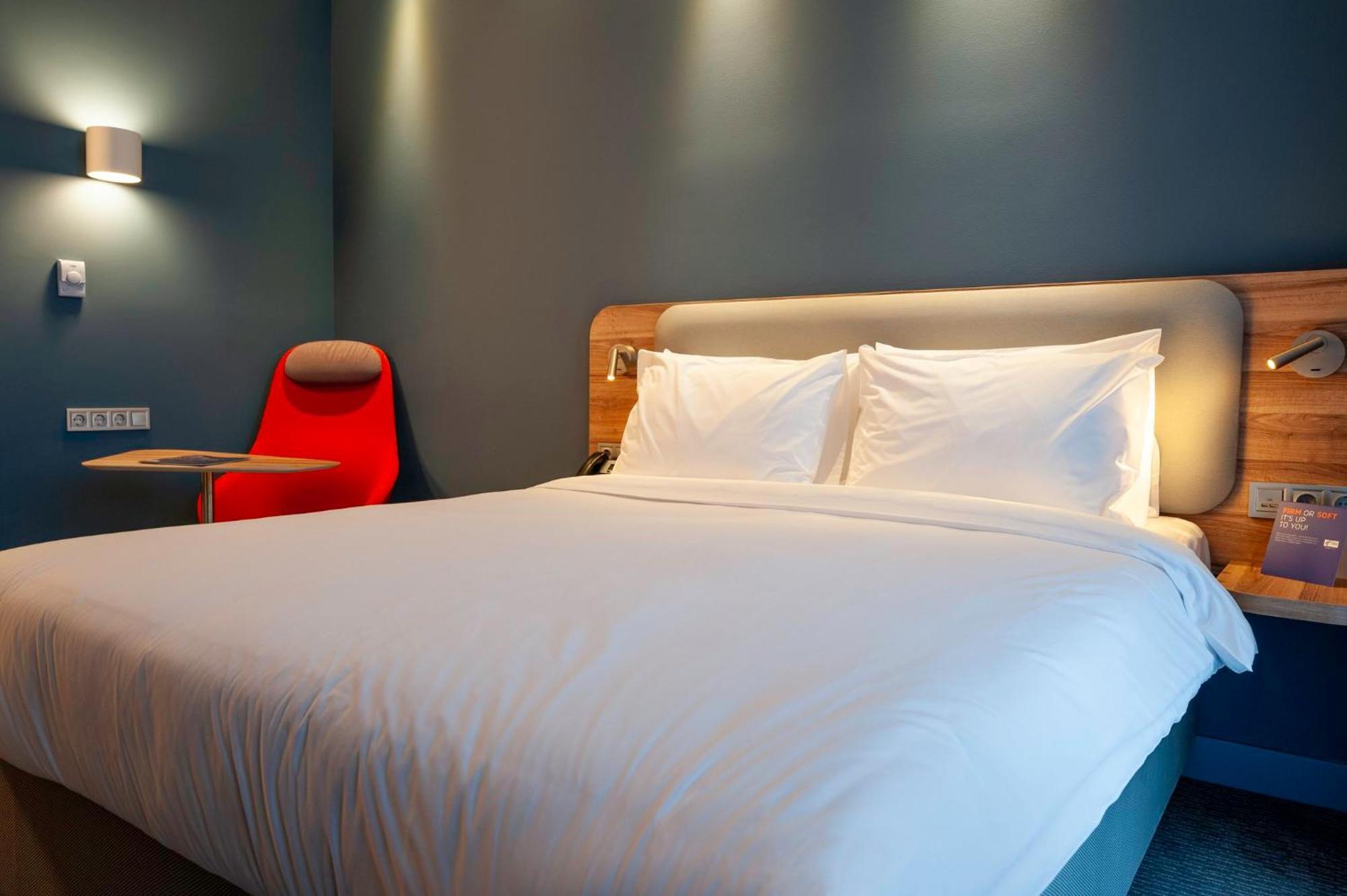 Holiday Inn Express Tbilisi Avlabari By Ihg Extérieur photo