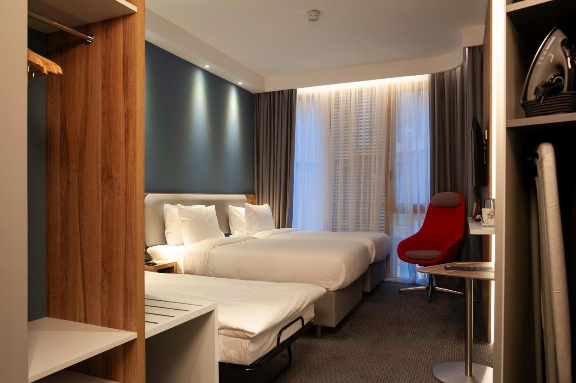 Holiday Inn Express Tbilisi Avlabari By Ihg Extérieur photo