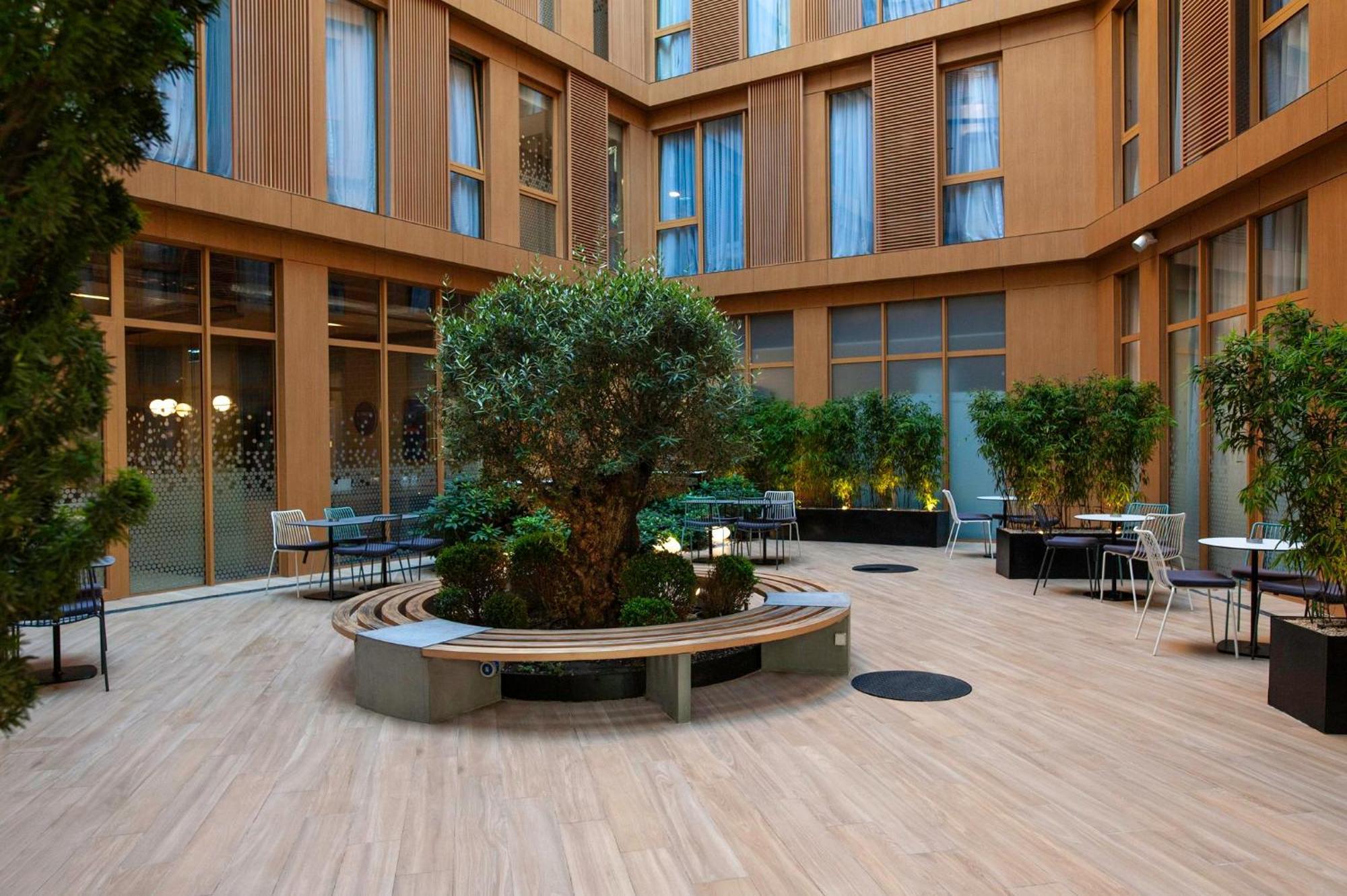 Holiday Inn Express Tbilisi Avlabari By Ihg Extérieur photo