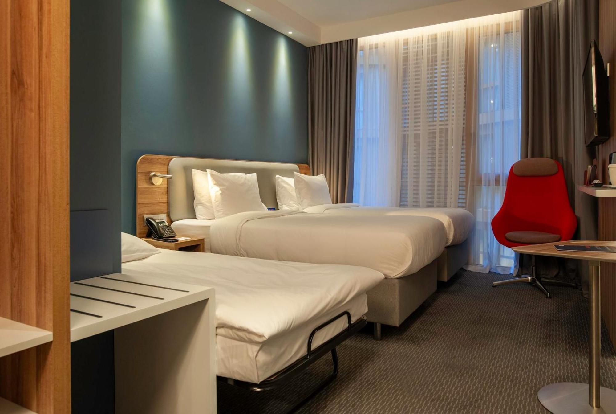 Holiday Inn Express Tbilisi Avlabari By Ihg Extérieur photo